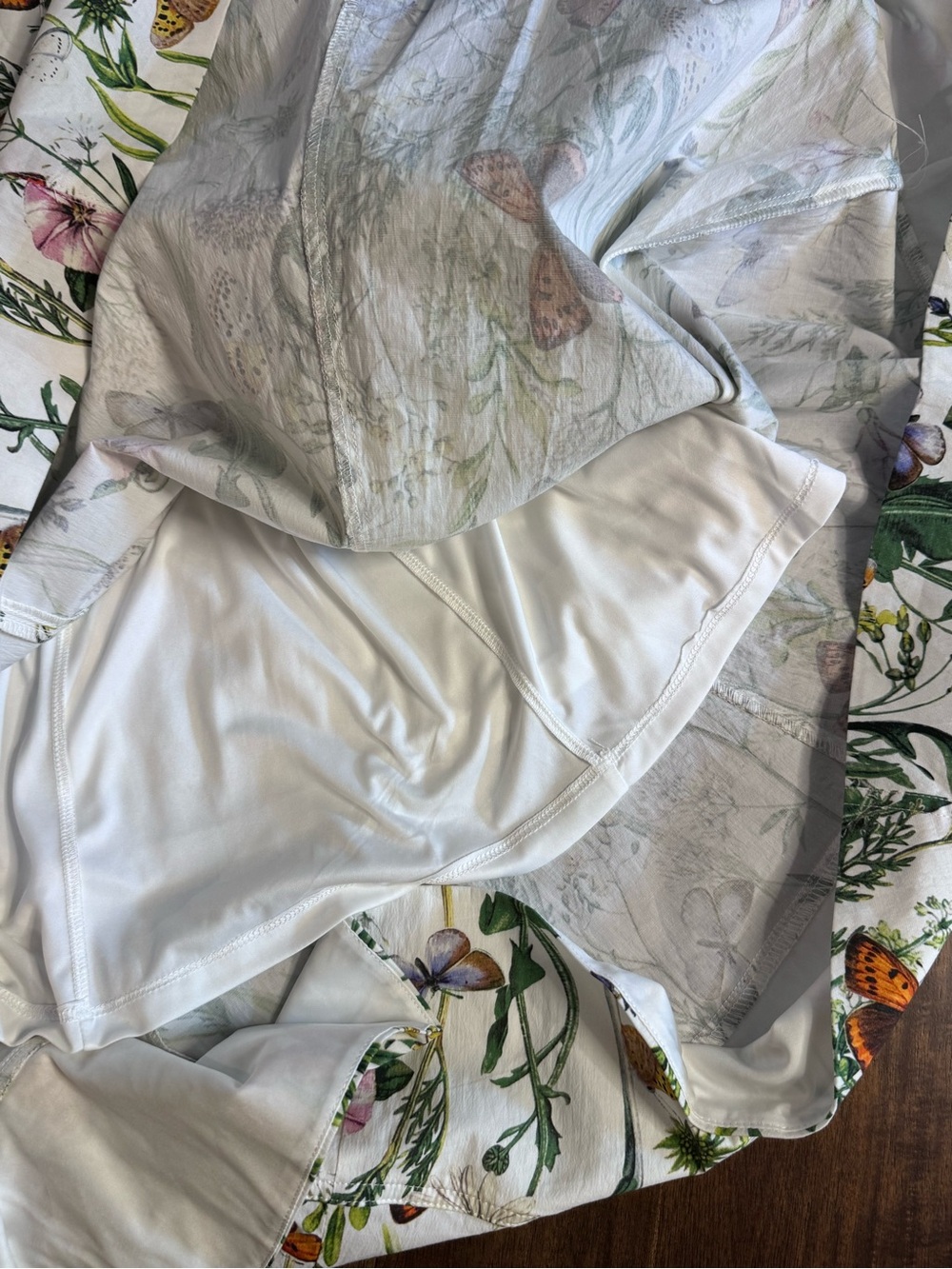 Avec Les Filles White Floral & Butterfly Maxi Dress - Picture 11 of 14
